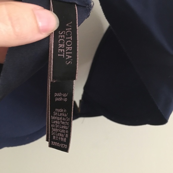 Victoria’s Secret Push Up Bra - Picture 4 of 4